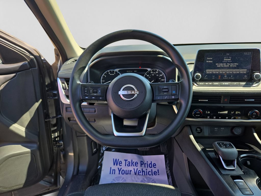 Used 2024 Nissan Rogue SV FWD image 16