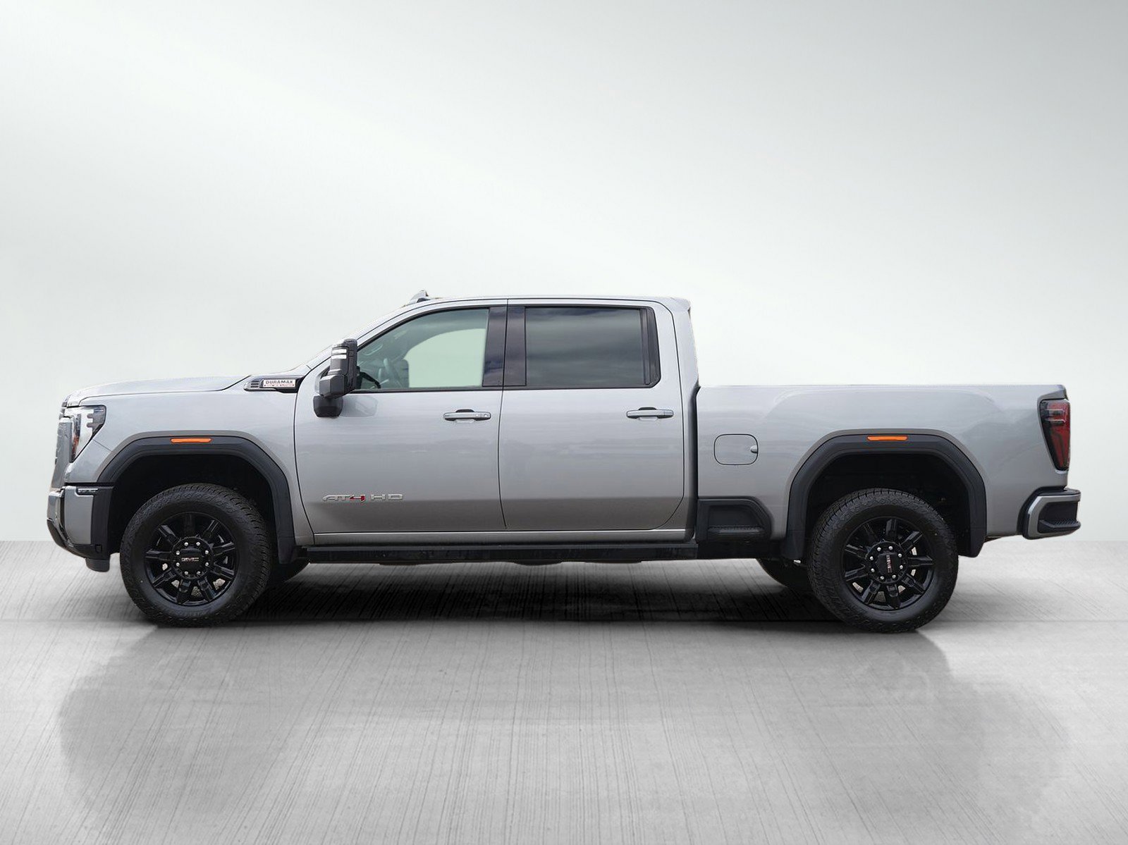 Used 2025 GMC Sierra 3500 AT4 w/ AT4 Premium Plus Package AWD/4WD image 2