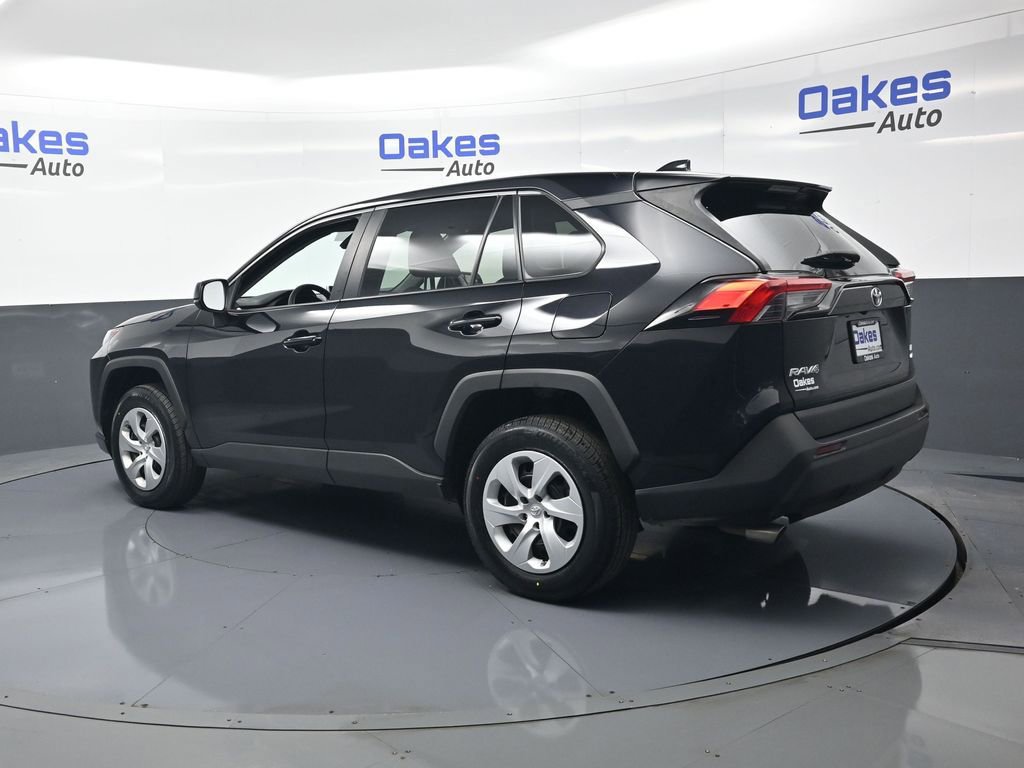 Used 2024 Toyota RAV4 LE image 6