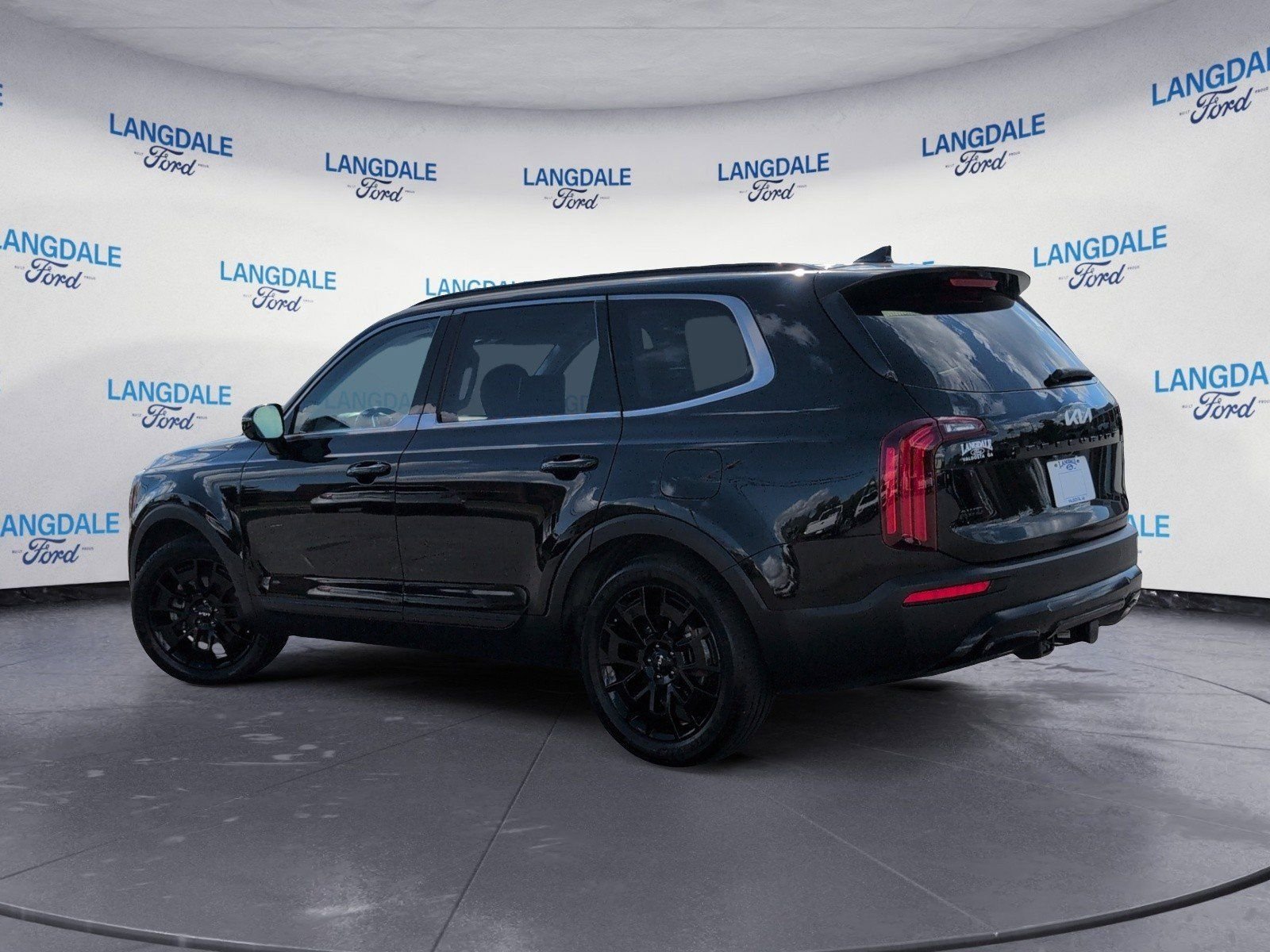 Used 2022 Kia Telluride SX w/ SX Prestige Package image 8