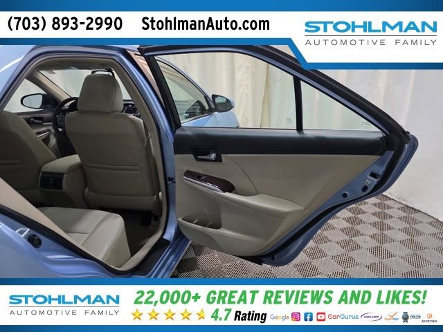 Used 2012 Toyota Camry XLE FWD image 30