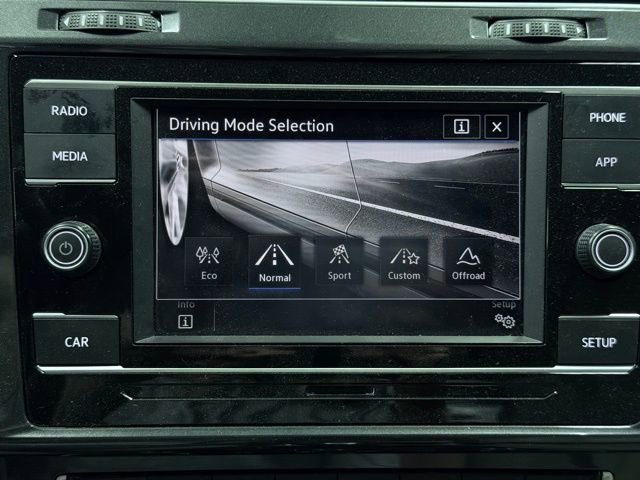 Used 2018 Volkswagen Golf Alltrack S AWD/4WD image 35