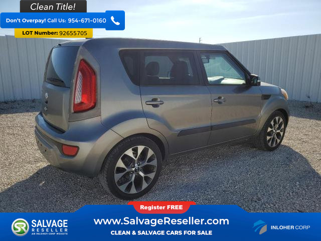 Used 2013 Kia Soul ! w/ Premium Pkg image 4