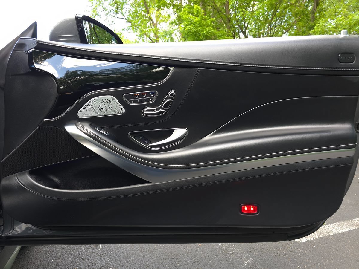 Used 2017 Mercedes-Benz S 550 Cabriolet image 31
