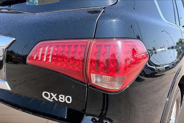 Used 2017 INFINITI QX80 2WD w/ Driver Assistance Package image 30