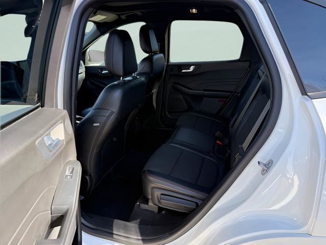 Used 2023 Ford Escape ST-Line Select w/ Tech Pack #2 AWD/4WD image 5