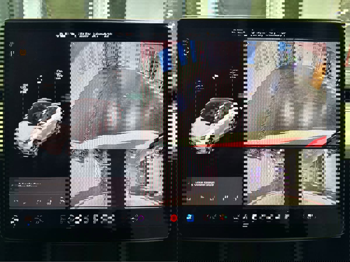 Used 2021 Tesla Model Y Long Range image 30