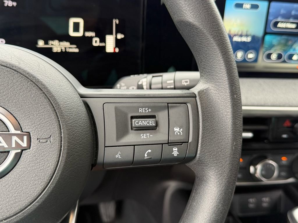 Certified 2025 Nissan Kicks SV FWD image 22