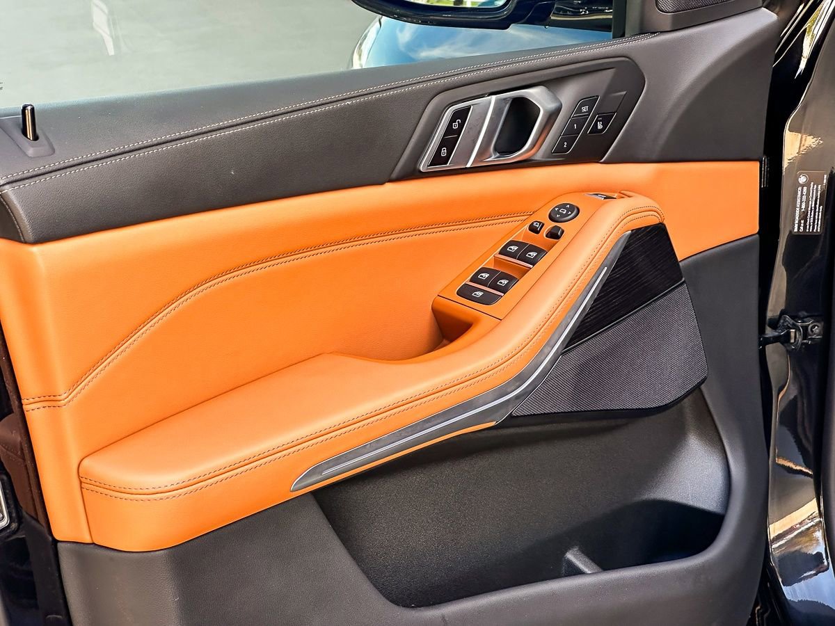 Certified 2024 BMW X5 sDrive40i w/ M Sport Package image 11