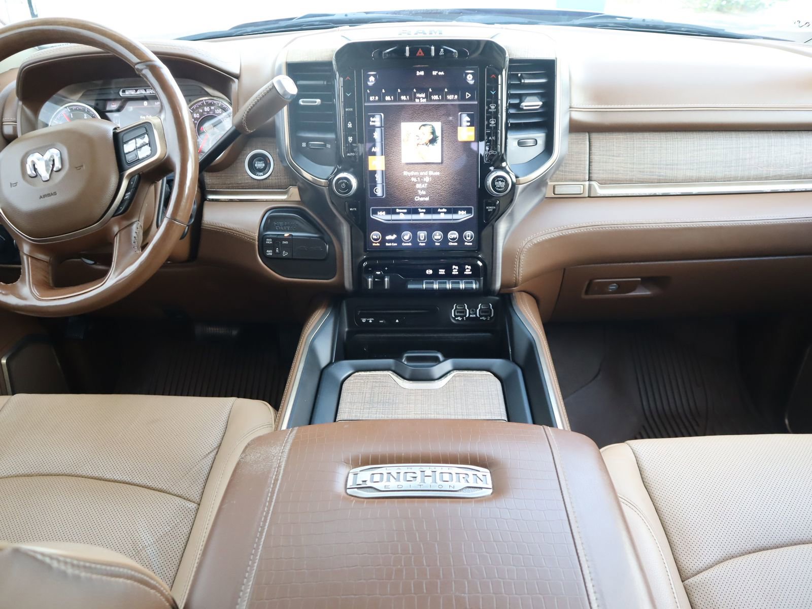 Used 2019 RAM 2500 Limited AWD/4WD image 30