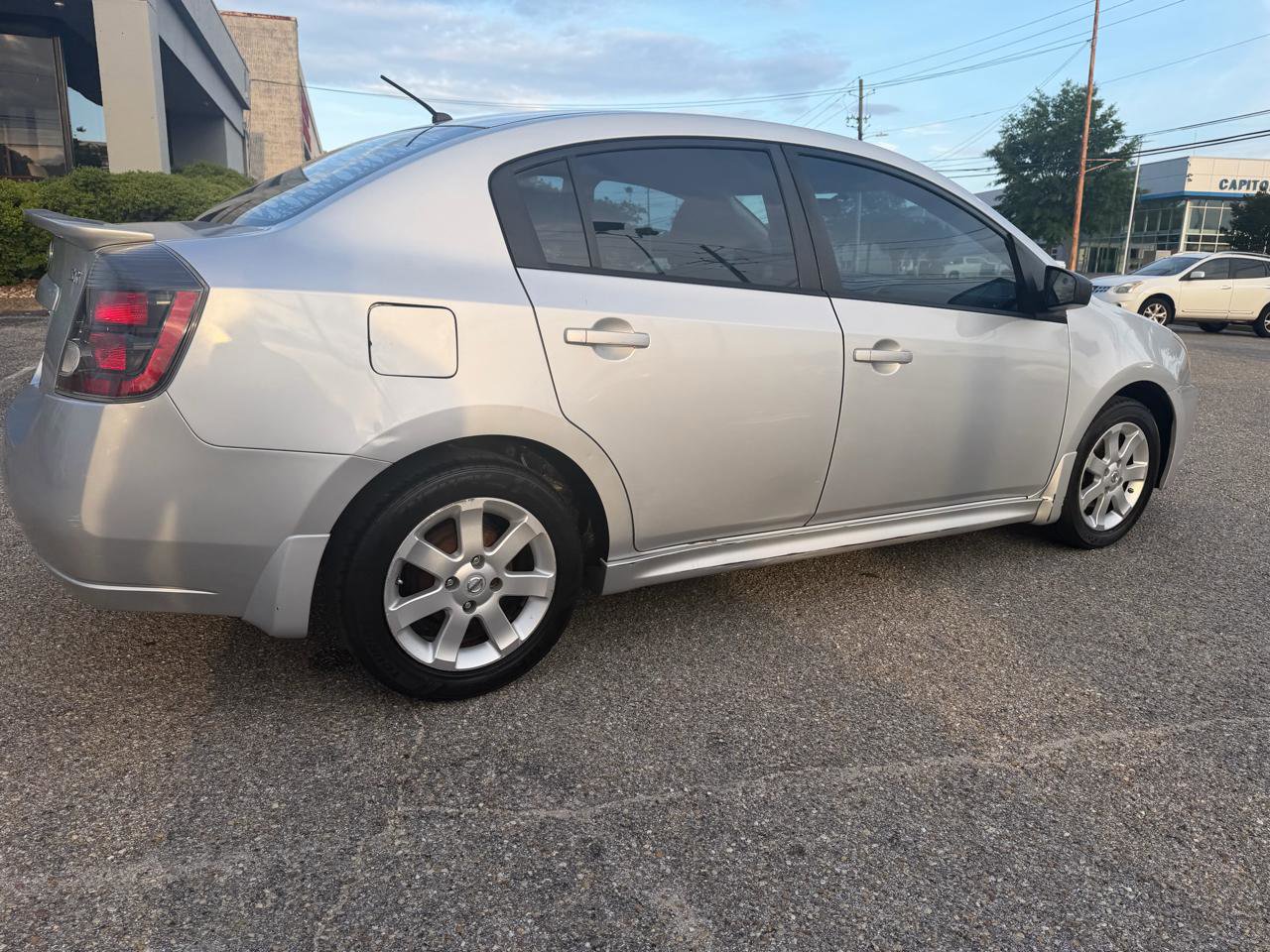 Used 2012 Nissan Sentra 2.0 SR FWD image 39