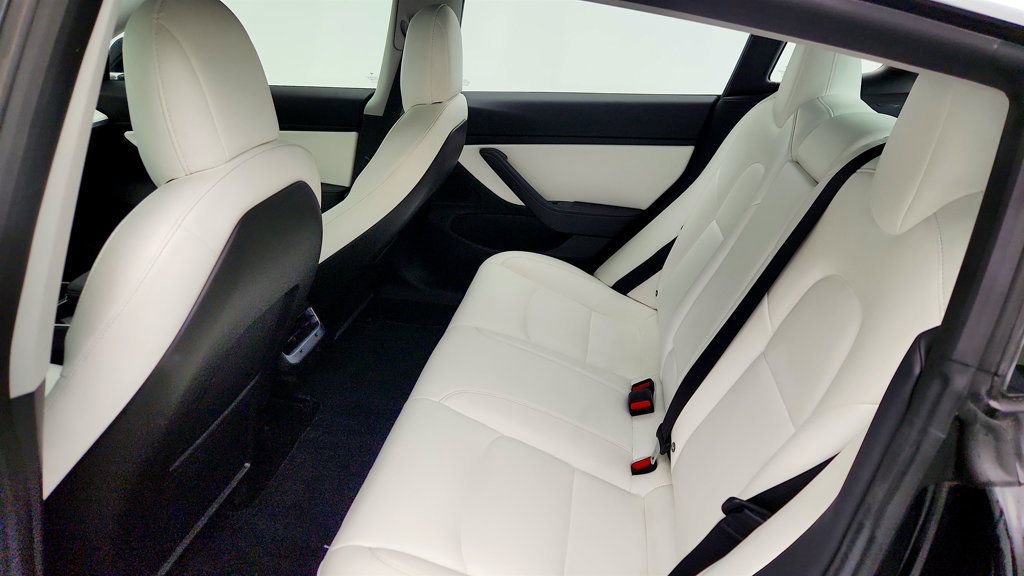 Used 2018 Tesla Model 3 Mid Range image 25