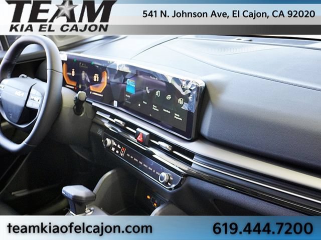 New 2026 Kia Sportage EX w/ EX Panorama Roof Package FWD image 12