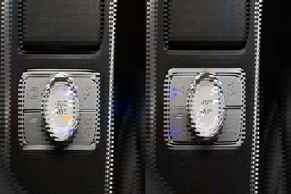 Used 2024 Genesis GV80 2.5T image 22