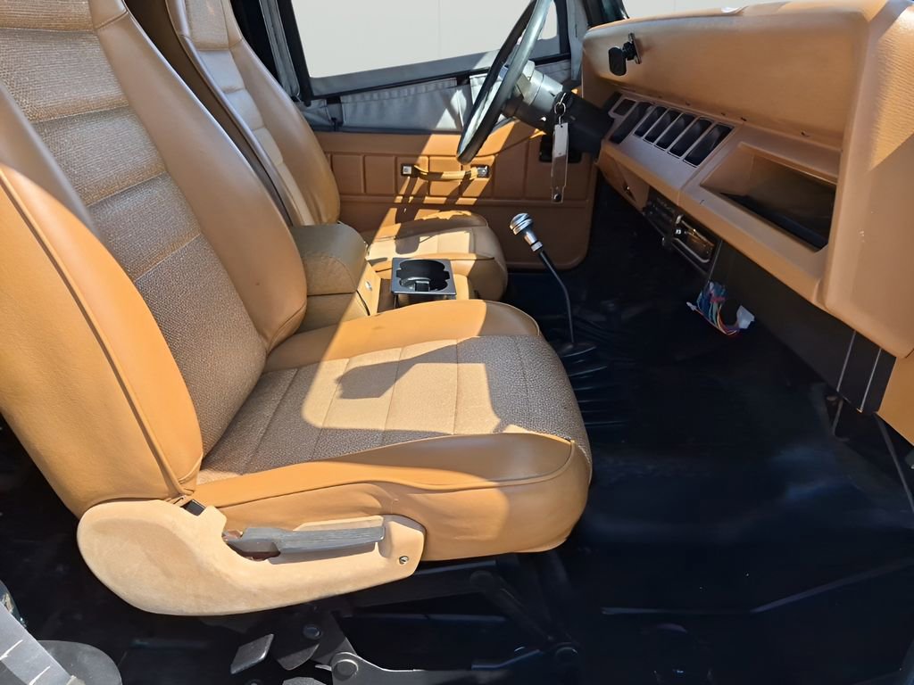 Used 1995 Jeep Wrangler S AWD/4WD image 17