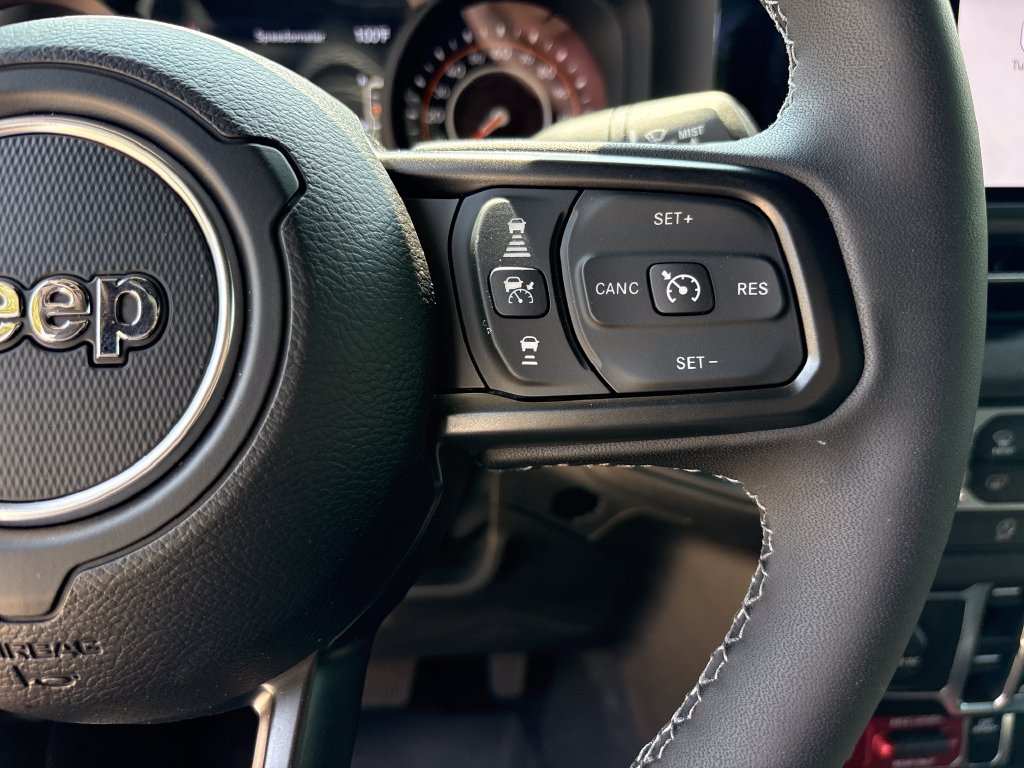 Used 2026 Jeep Gladiator Sport AWD/4WD image 45