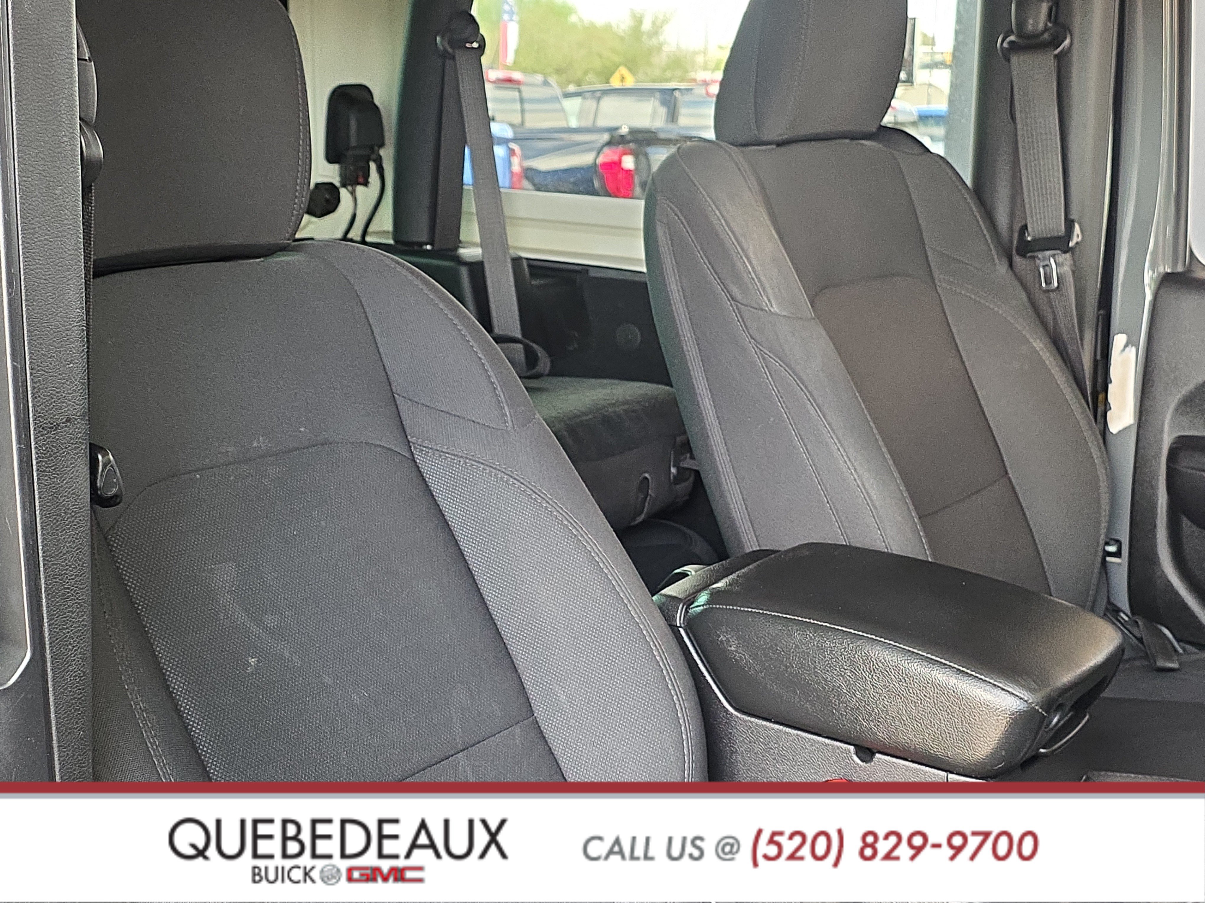 Used 2019 Jeep Wrangler Sport AWD/4WD image 26