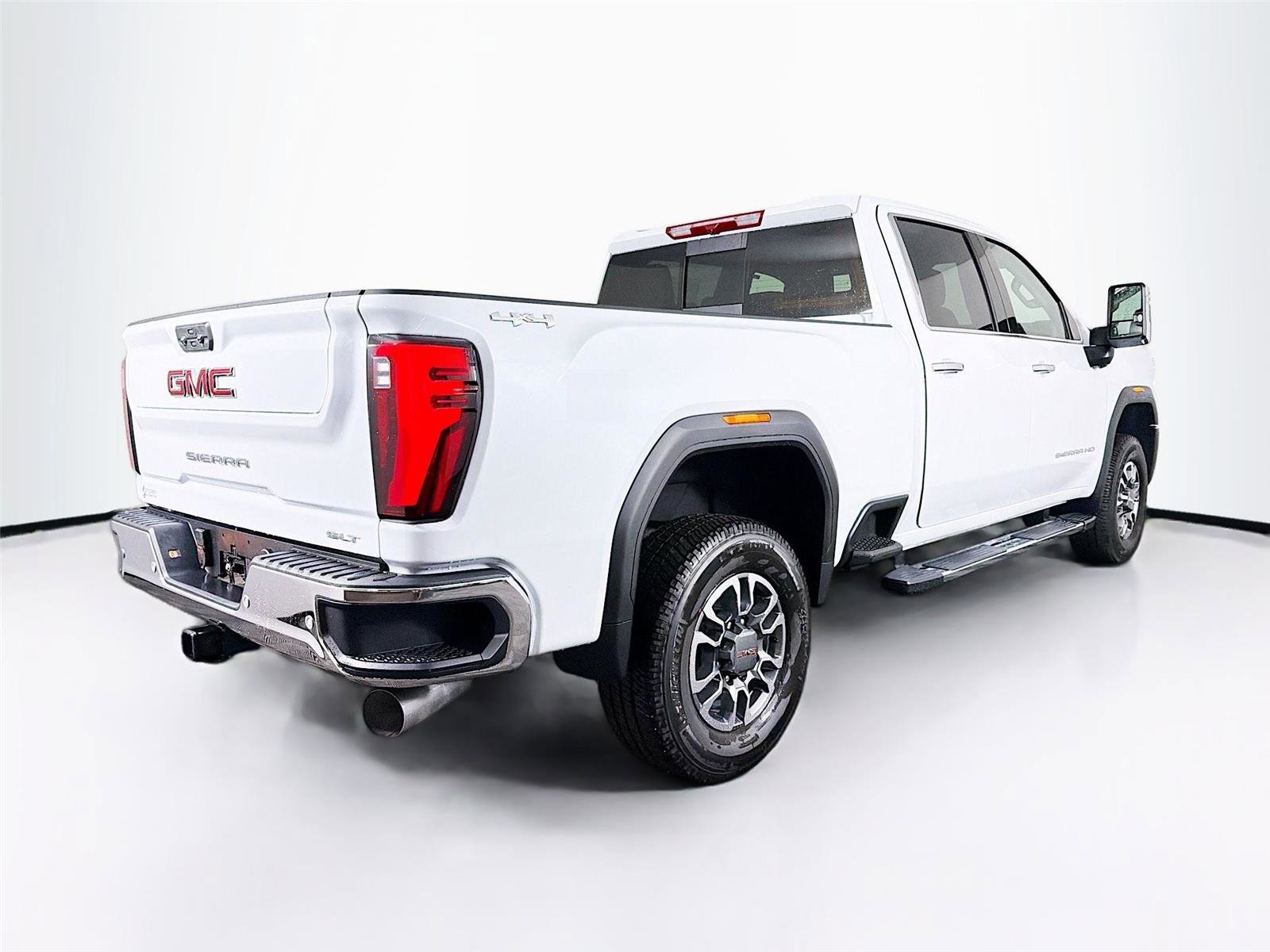 New 2026 GMC Sierra 2500 SLT w/ SLT Premium Package image 7