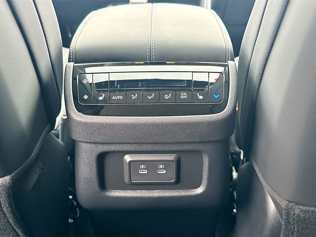Certified 2026 INFINITI QX60 Luxe w/ Cargo Package image 28