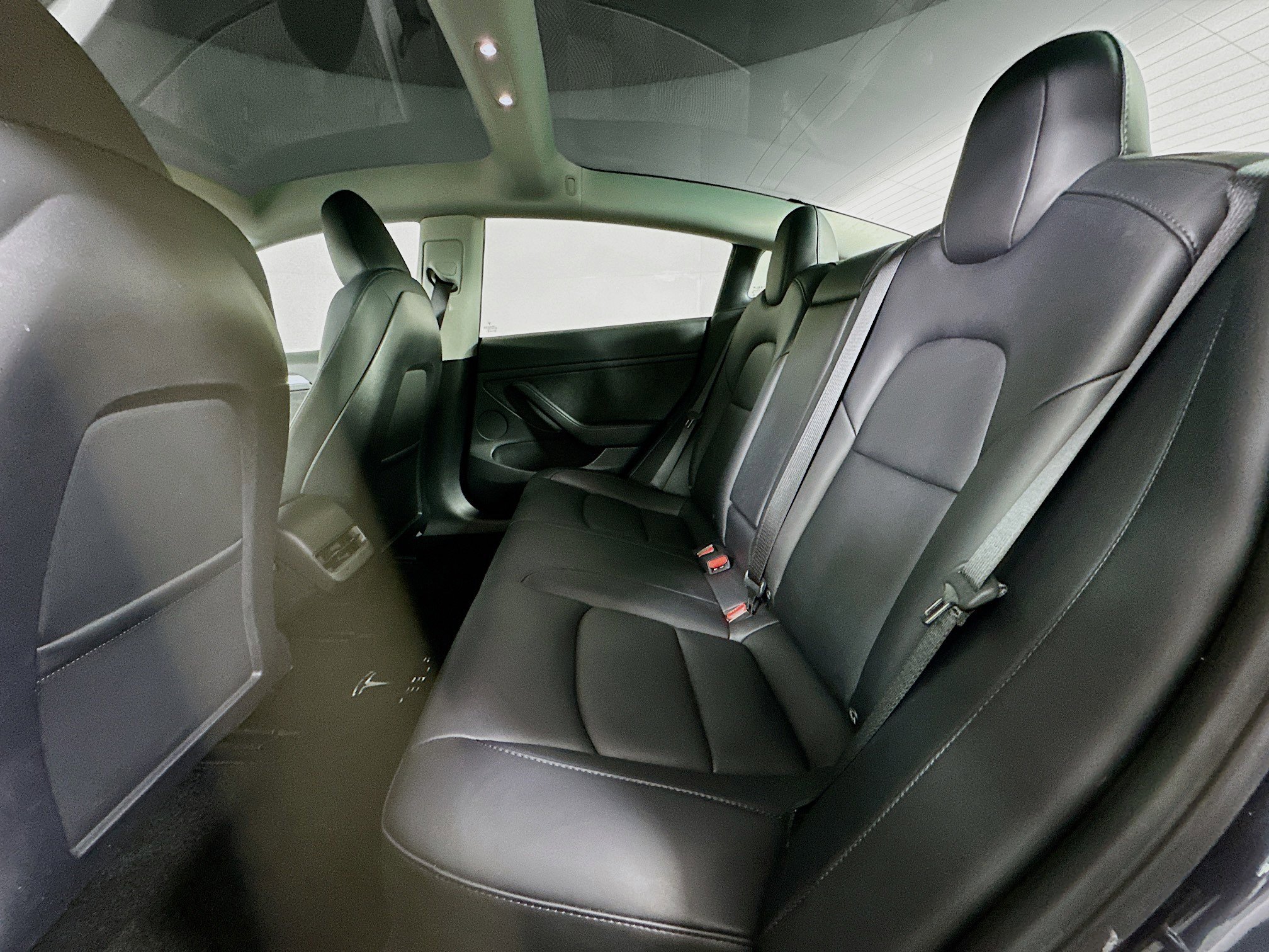 Used 2023 Tesla Model 3 Standard Range image 28