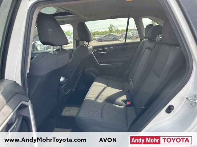 Used 2021 Toyota RAV4 XLE w/ Convenience Package AWD/4WD image 11