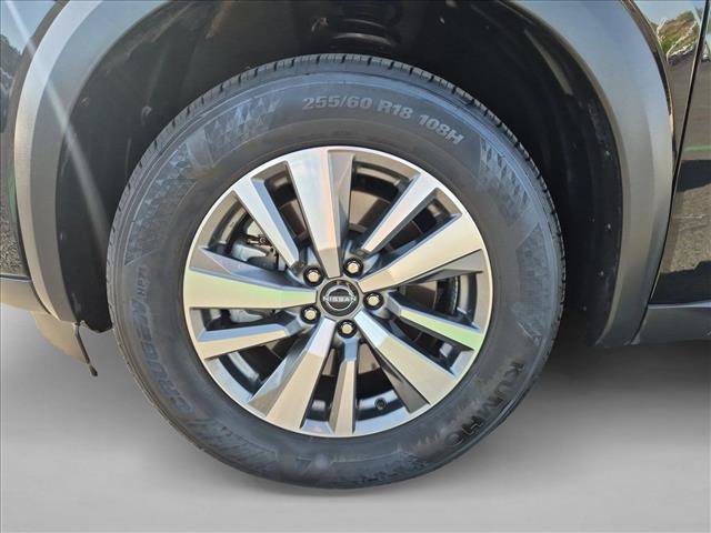 Used 2026 Nissan Pathfinder SL FWD image 23