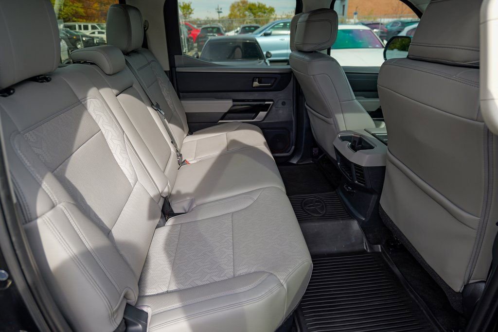 Used 2023 Toyota Tundra Limited image 32