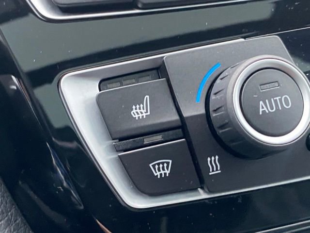 Used 2019 BMW 330i Gran Turismo xDrive w/ M Sport Package image 16