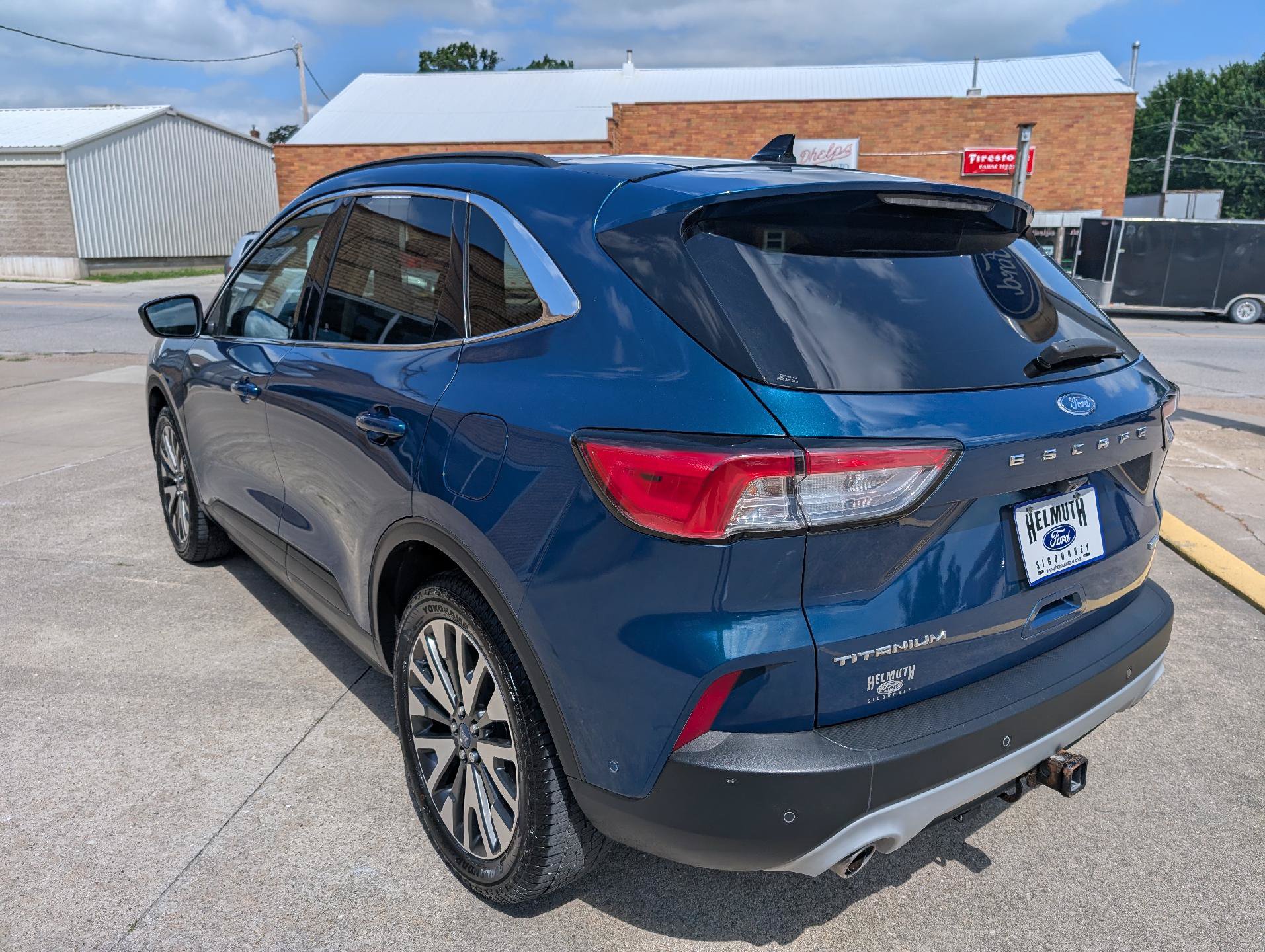 Used 2020 Ford Escape Titanium AWD/4WD image 8