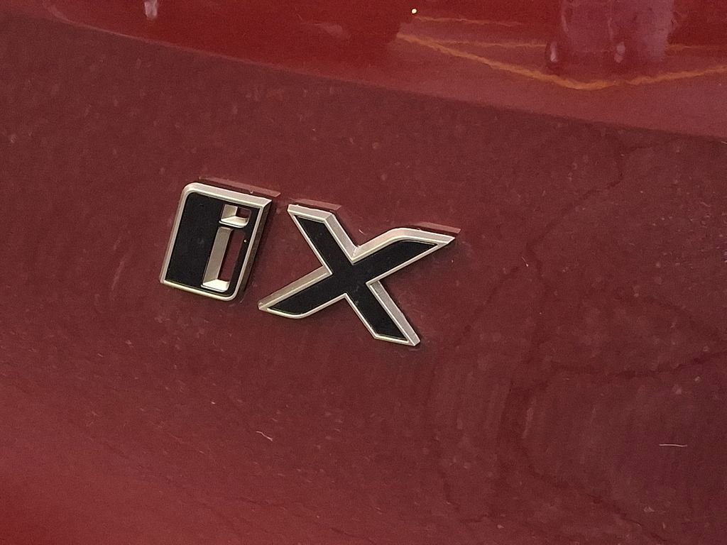 Used 2025 BMW iX M60 image 30