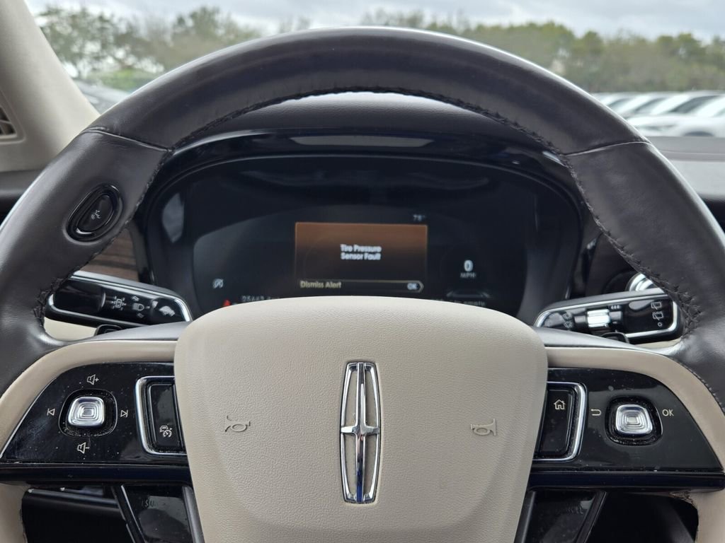 Used 2020 Lincoln Corsair Reserve w/ Equipment Group 202A image 23