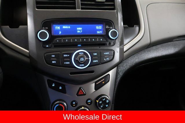 Used 2015 Chevrolet Sonic LT image 18