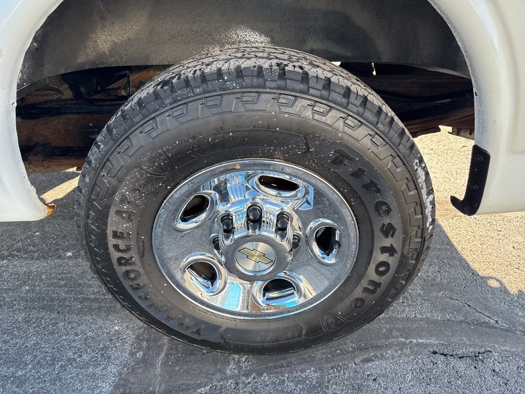 Certified 2015 Chevrolet Express 2500 image 32