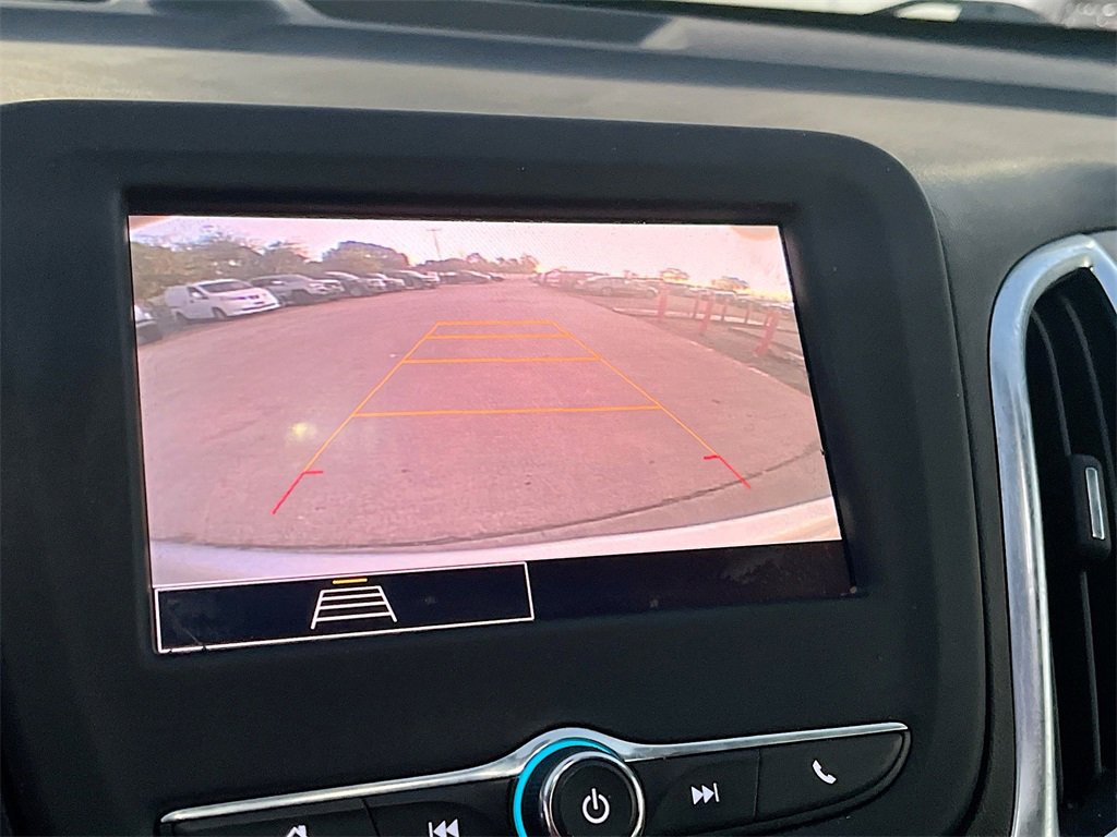 Used 2022 Chevrolet Equinox LS w/ LS Convenience Package image 13