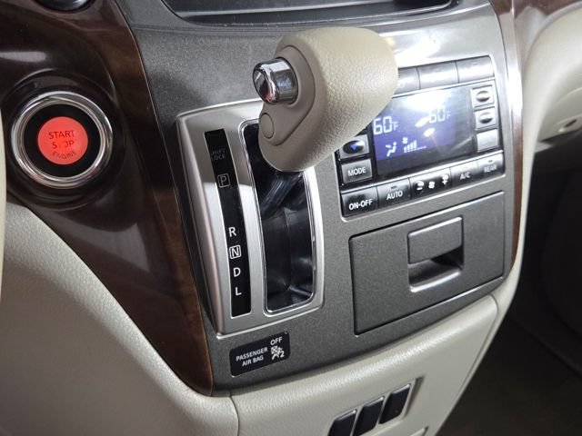 Used 2014 Nissan Quest SV FWD image 28