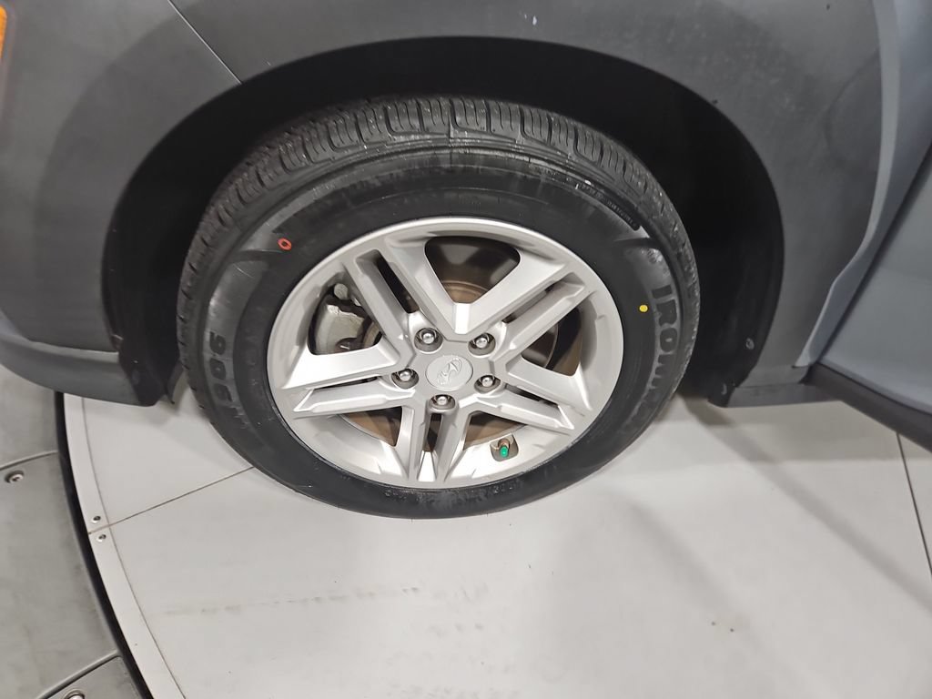 Used 2019 Hyundai Kona SE AWD/4WD image 26
