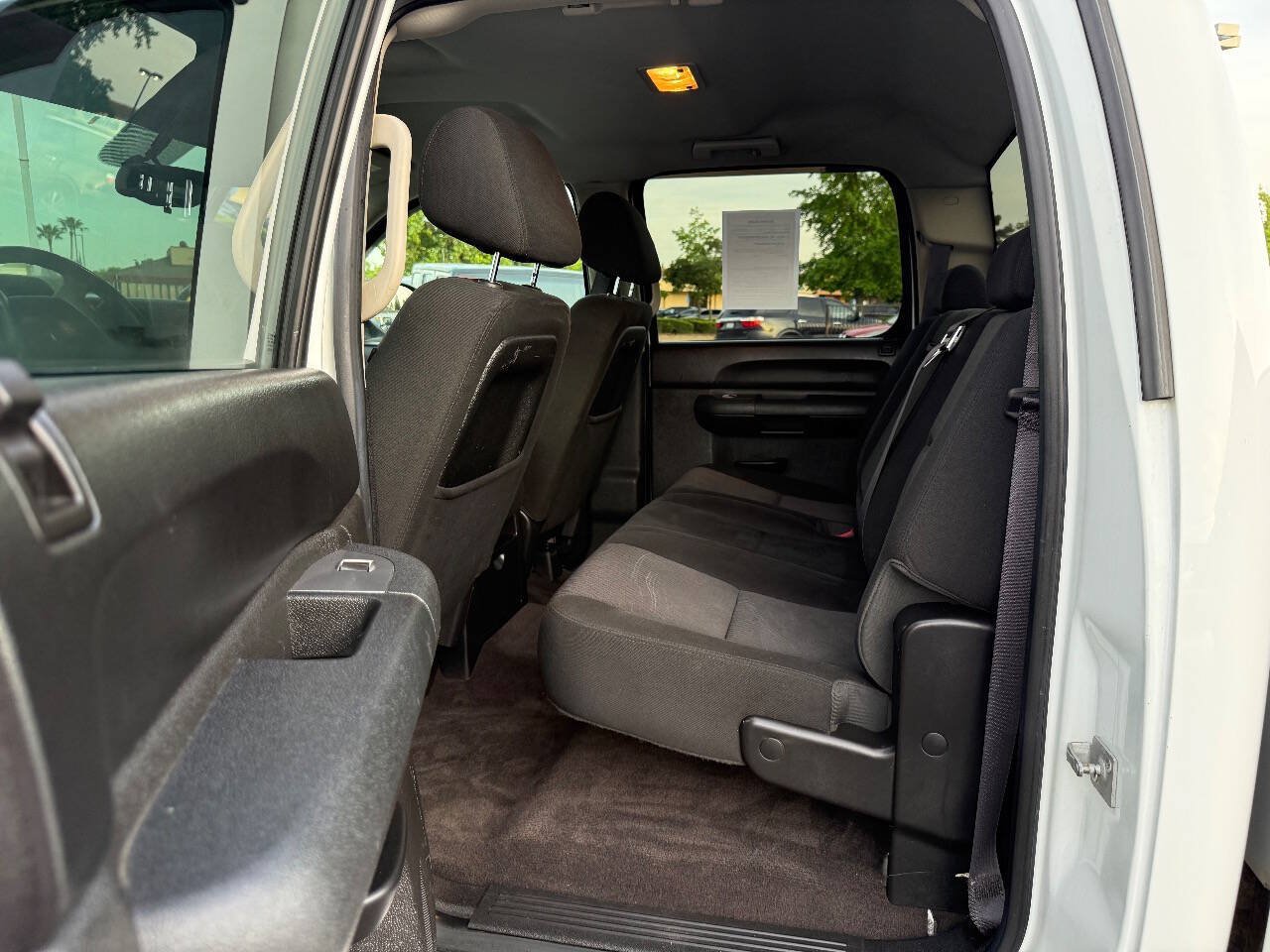 Used 2014 Chevrolet Silverado 2500 LT AWD/4WD image 9