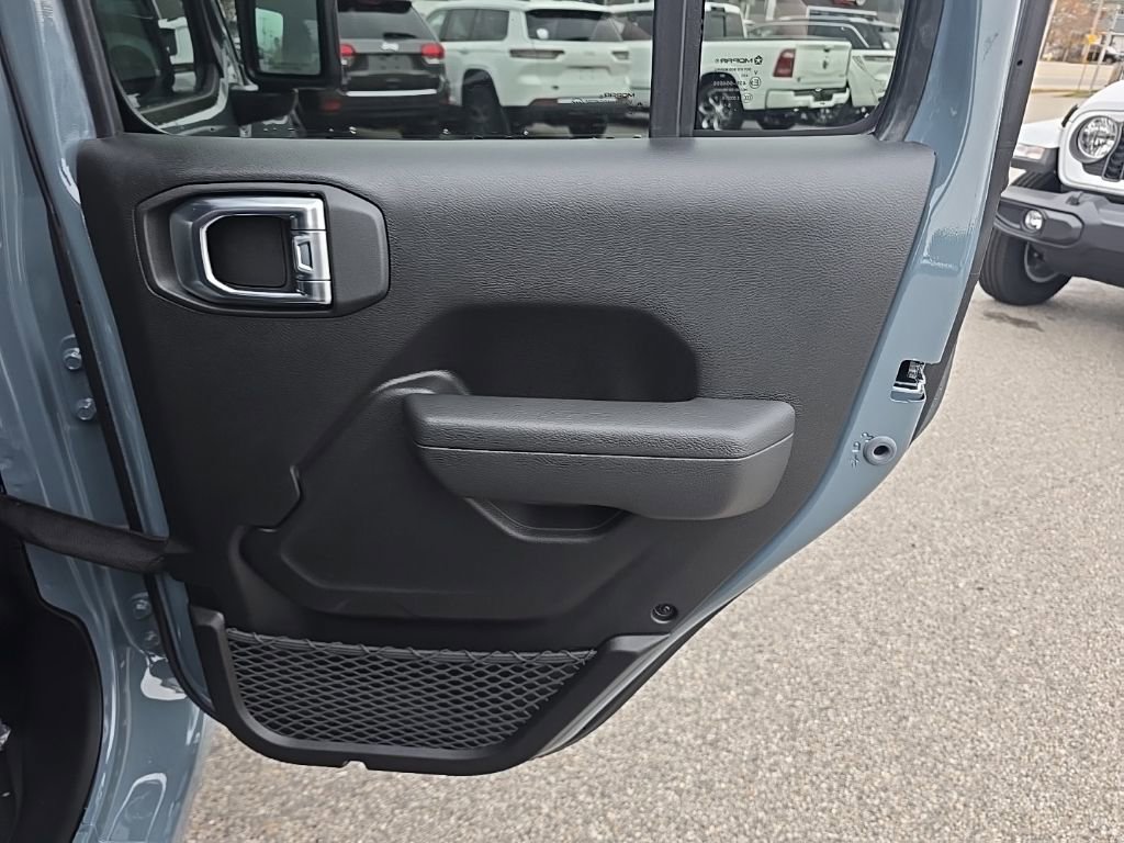 New 2026 Jeep Gladiator Sport image 12