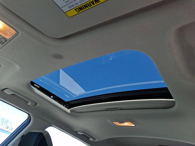 Used 2023 Hyundai Venue SEL image 14