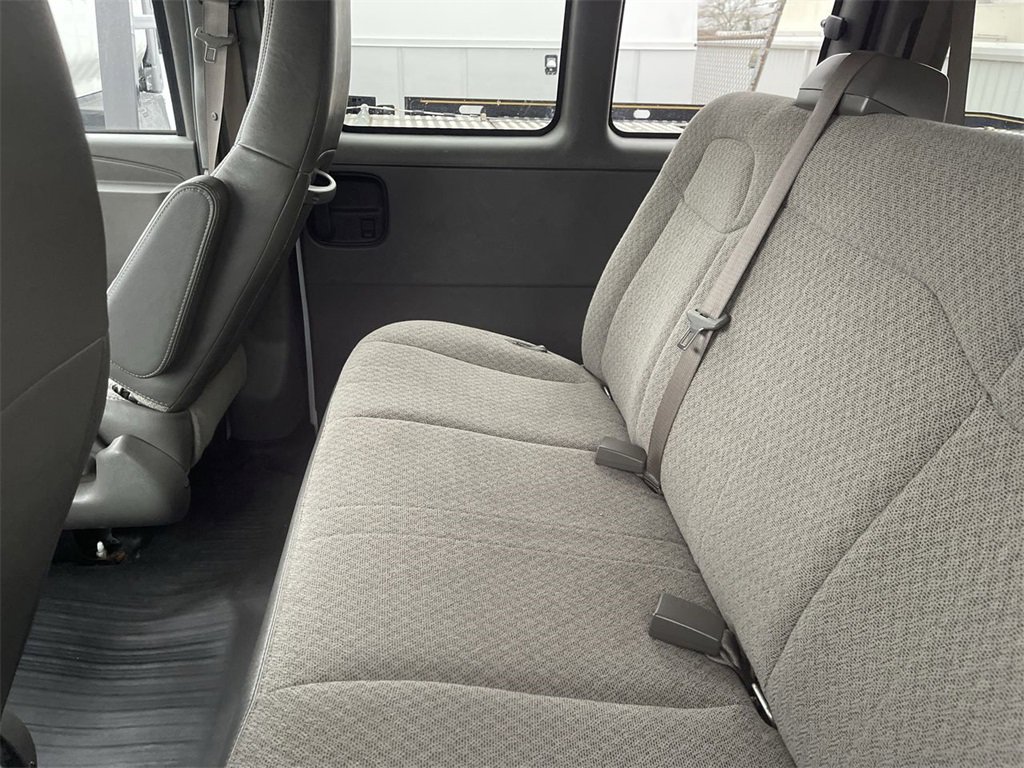 Used 2023 Chevrolet Express 3500 LS image 4