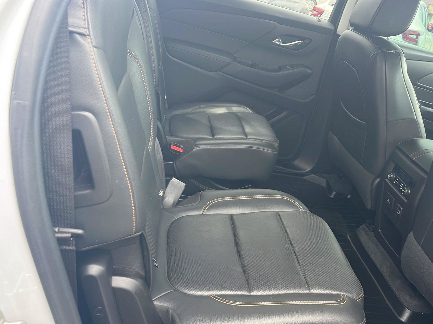 Used 2019 Chevrolet Traverse Premier AWD/4WD image 31