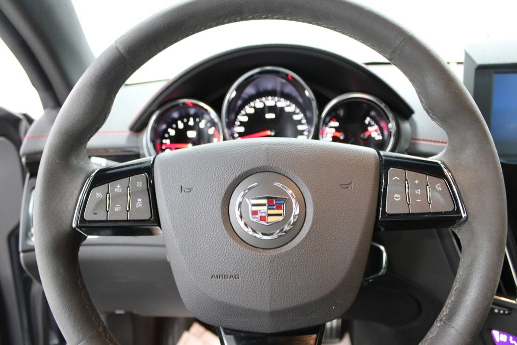 Used 2015 Cadillac CTS V RWD image 29