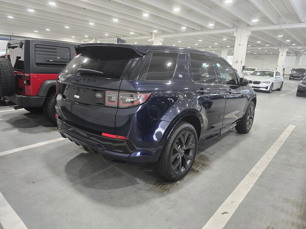 Used 2023 Land Rover Discovery Sport SE R-Dynamic image 4
