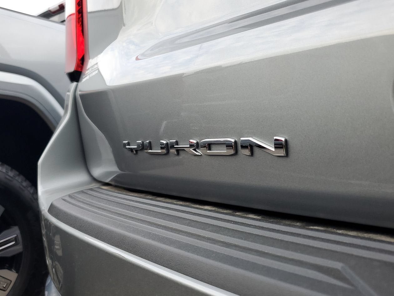 New 2026 GMC Yukon XL Denali RWD image 8