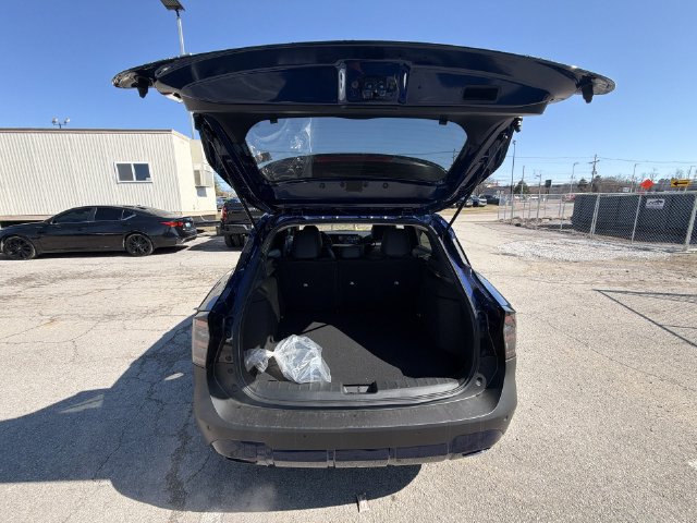 New 2026 Nissan Kicks SR w/ Cold Weather Package AWD/4WD image 22