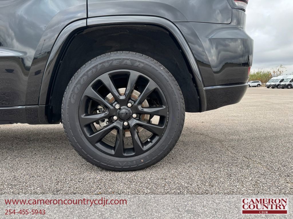 Used 2020 Jeep Grand Cherokee Altitude image 8