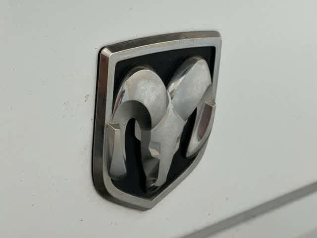 Used 2019 RAM 1500 Classic SLT RWD image 24