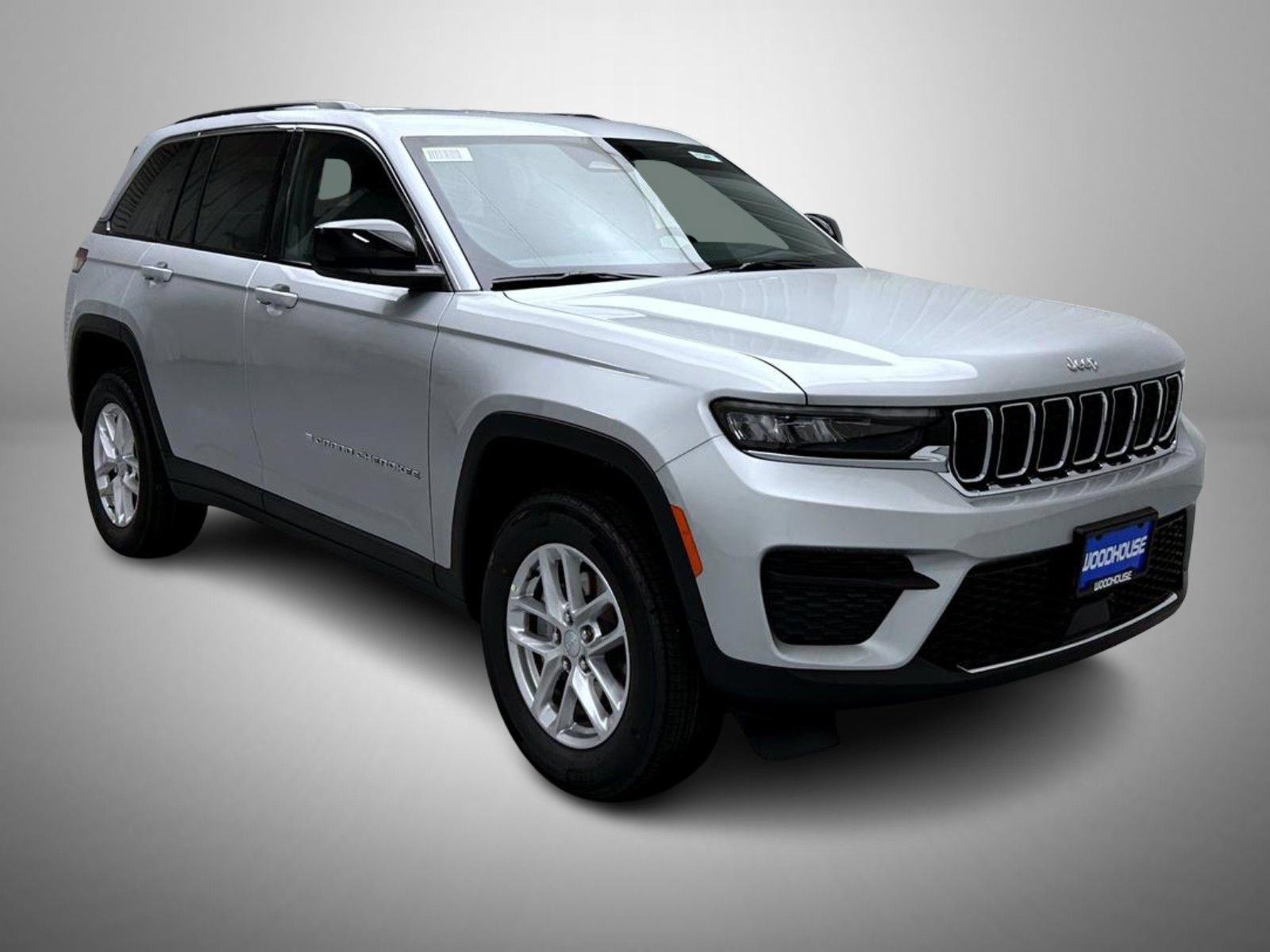 New 2026 Jeep Grand Cherokee Laredo AWD/4WD image 3