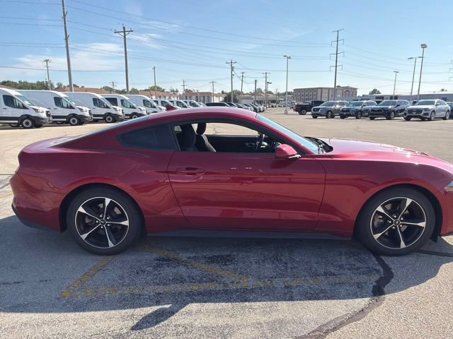 Used 2021 Ford Mustang Coupe RWD image 5