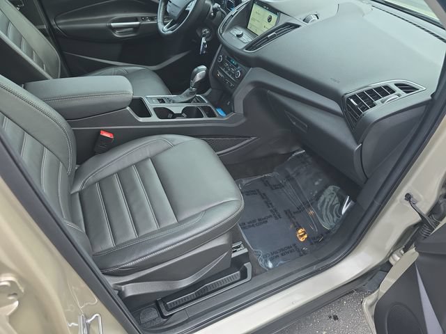Used 2018 Ford Escape SEL w/ Ford Safe & Smart Package AWD/4WD image 13
